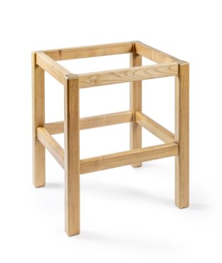 Sgabello in legno